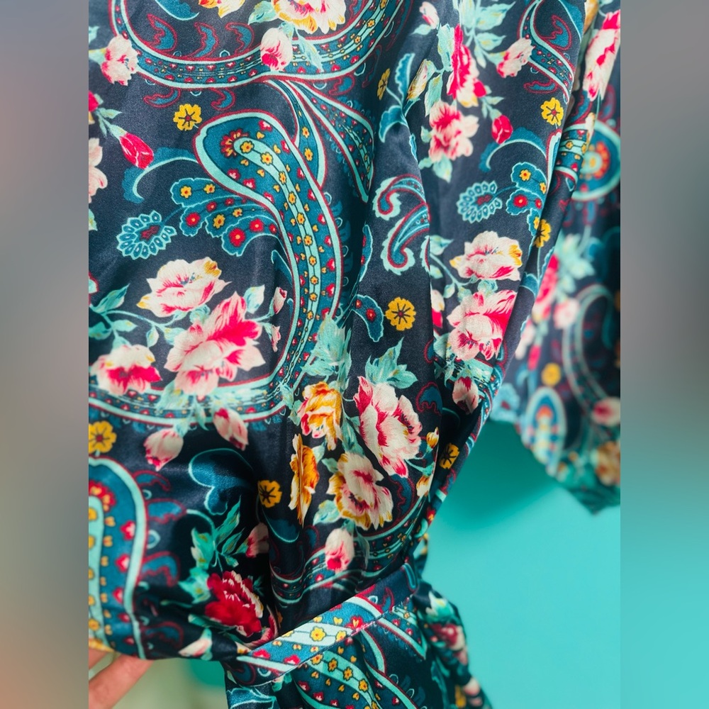 Vintage Kimono Robe - Picture 3 of 3